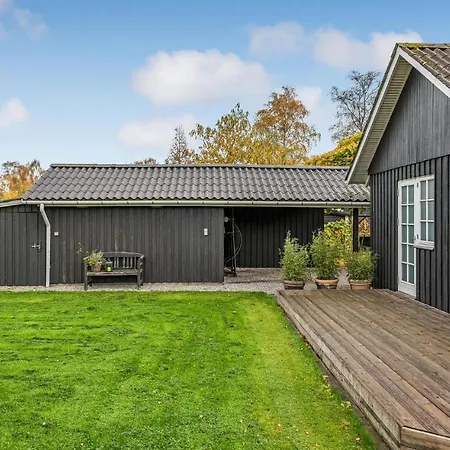 In Sydals With Kitchen Holiday home Nedre Lysabild