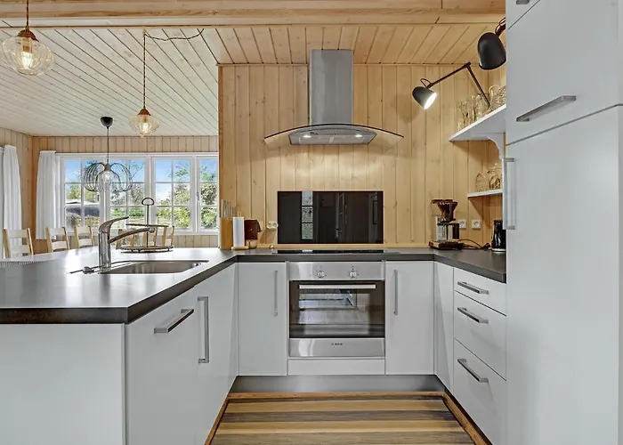 In Sydals With Kitchen *